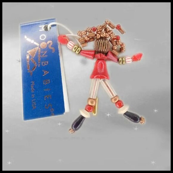 Vintage "Annie" Moonbabies Brooch - 90s SPECIAL EDITION Collectible - Picture 6 of 10